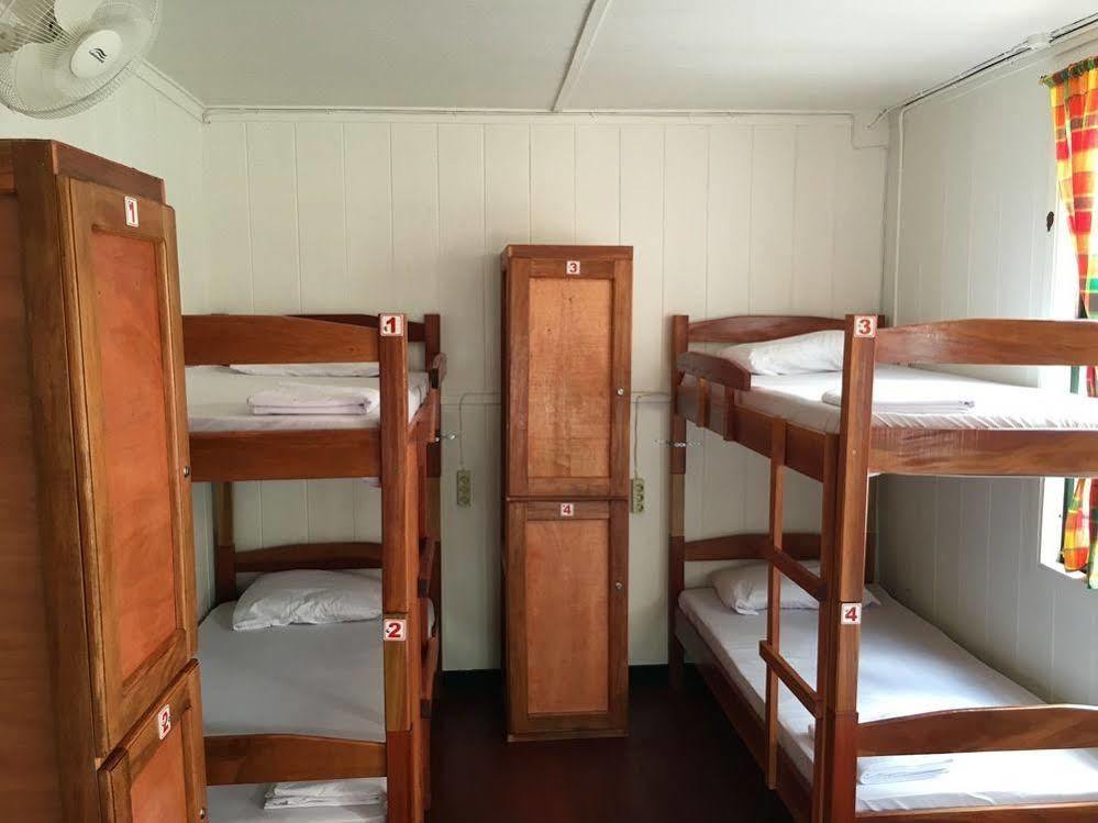 Guesthouse De Kleine Historie Paramaribo Zewnętrze zdjęcie