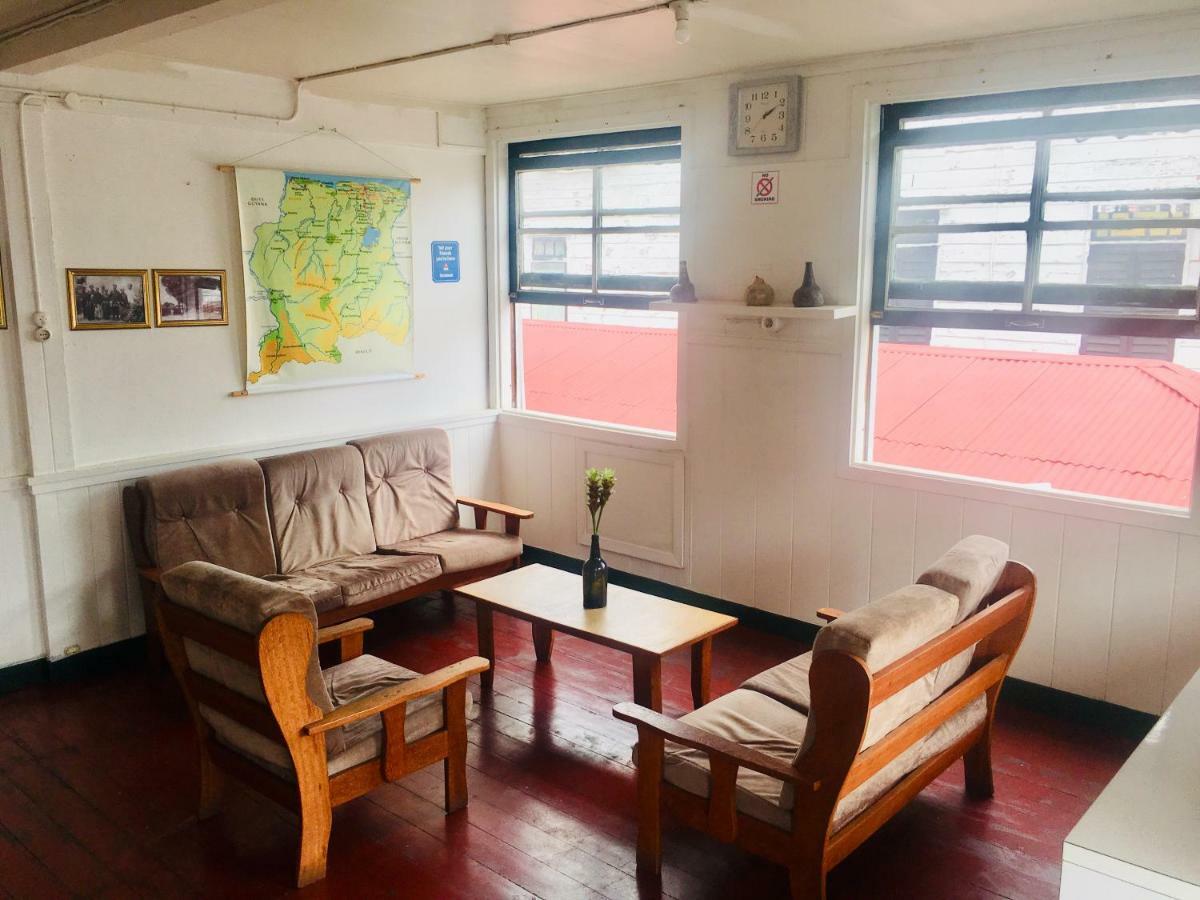 Guesthouse De Kleine Historie Paramaribo Zewnętrze zdjęcie